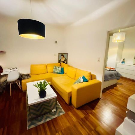 Ferienwohnung Cosy Flat With Huge Terrasse! Long Or Shortterm Wien Exterior foto