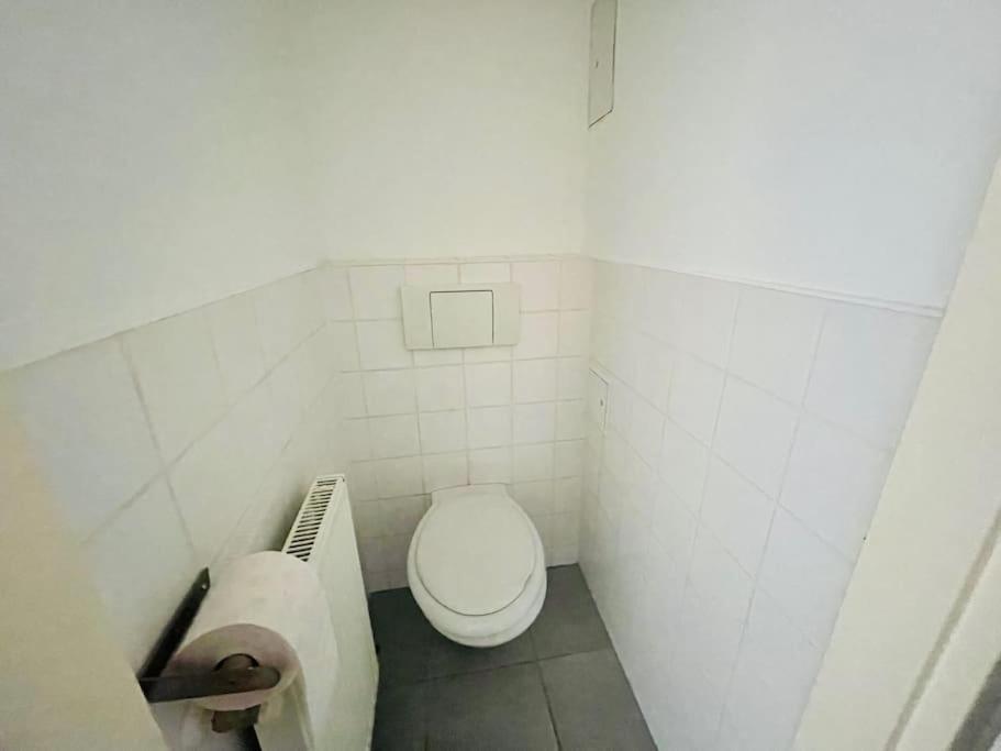 Ferienwohnung Cosy Flat With Huge Terrasse! Long Or Shortterm Wien Exterior foto