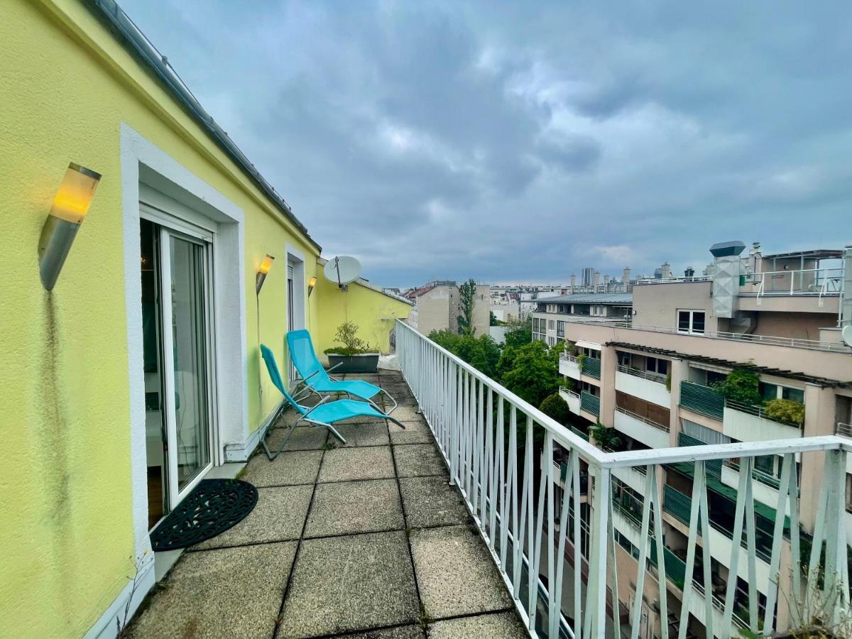 Ferienwohnung Cosy Flat With Huge Terrasse! Long Or Shortterm Wien Exterior foto