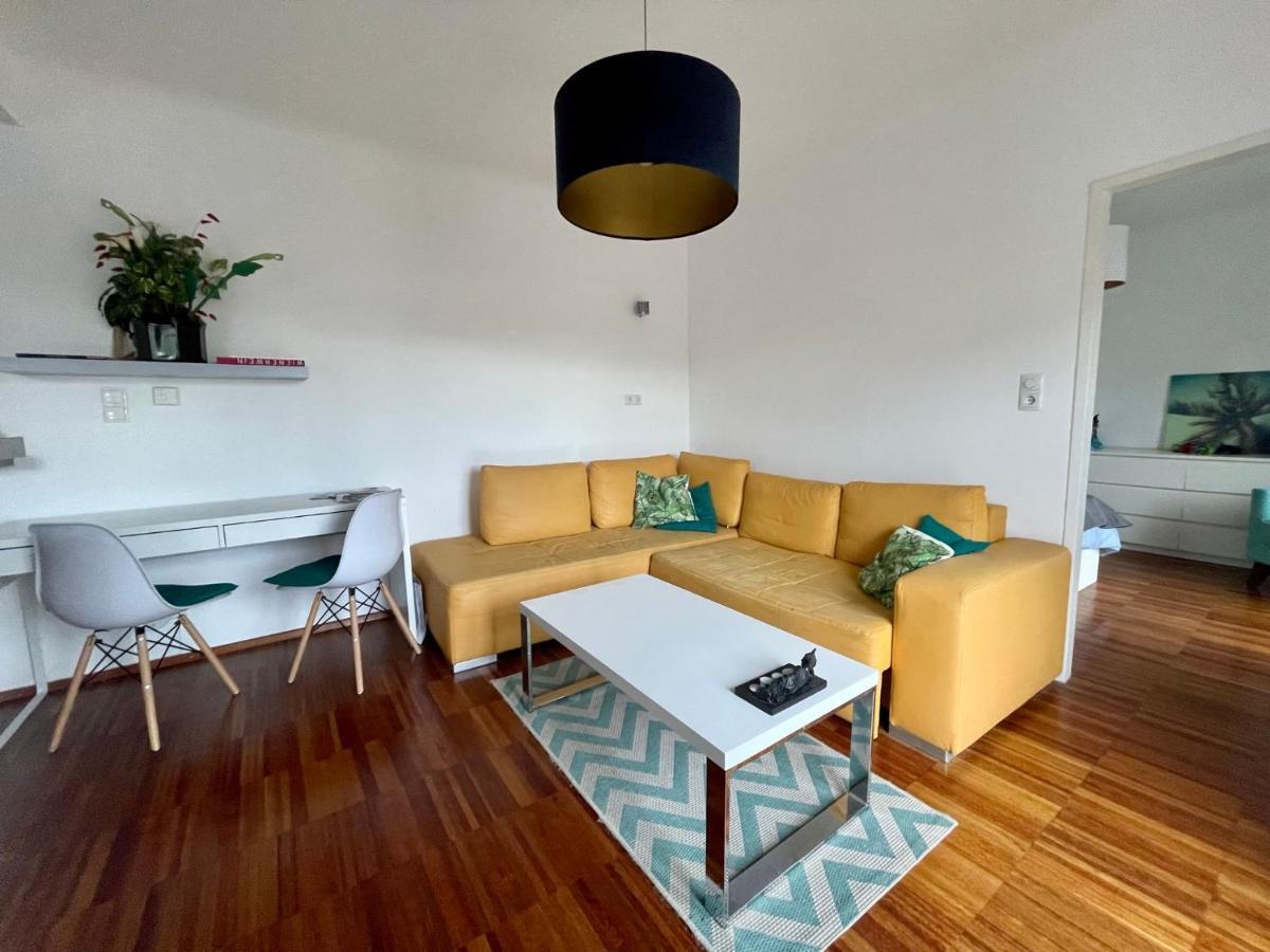 Ferienwohnung Cosy Flat With Huge Terrasse! Long Or Shortterm Wien Exterior foto